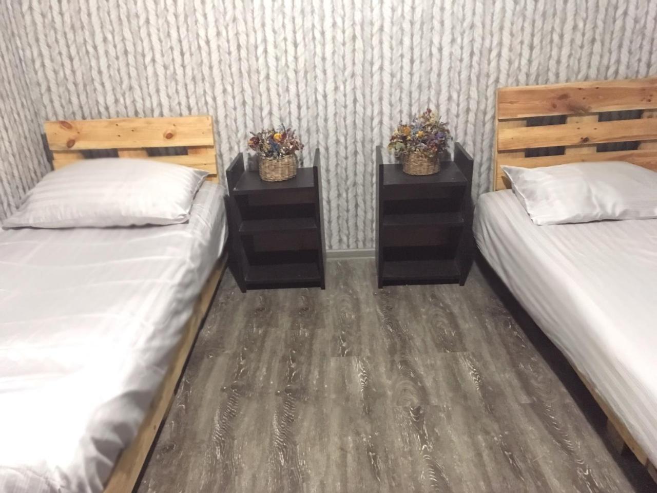 Birdhouse Rooms Tbilisi Esterno foto